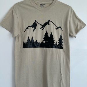 Women’s mountain T-shirt